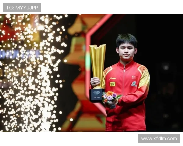 林诗栋亮相WTT太原挑战赛男双赛事